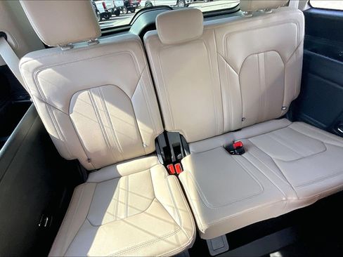Certified 2023 Ford Expedition Limited AWD/4WD image 27