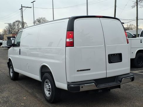 New 2025 Chevrolet Express 2500 w/ Driver Convenience Package image 6