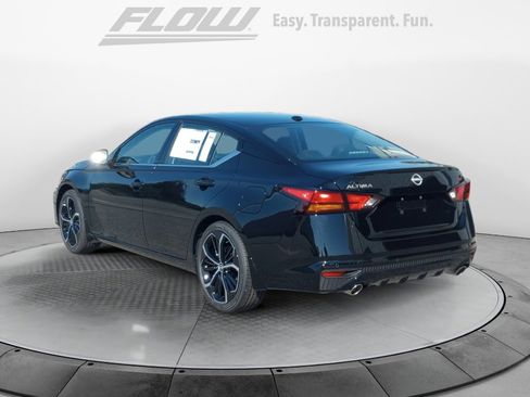 New 2025 Nissan Altima 2.5 SR image 5