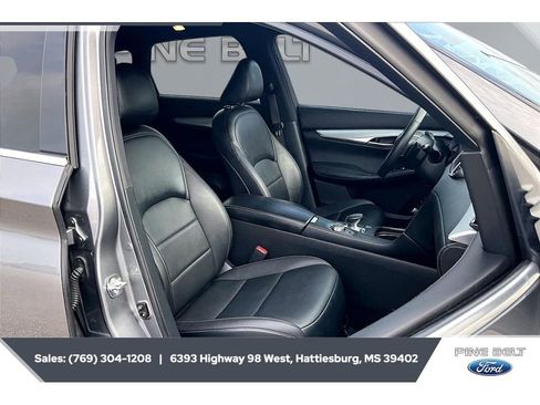 Used 2021 INFINITI QX50 Luxe w/ Appearance Package FWD image 6