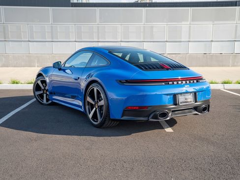 Certified 2025 Porsche 911 Carrera RWD image 3