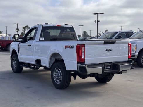 Used 2025 Ford F350 XLT w/ FX4 Off-Road Package AWD/4WD image 10