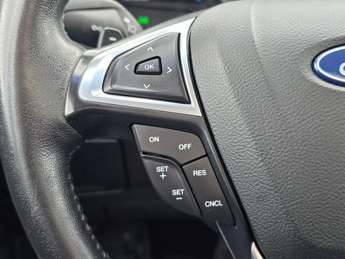 Used 2018 Ford Edge SEL w/ Canadian Touring Package AWD/4WD image 29
