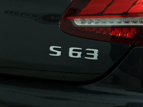 Used 2018 Mercedes-Benz S 63 AMG 4MATIC Coupe image 43