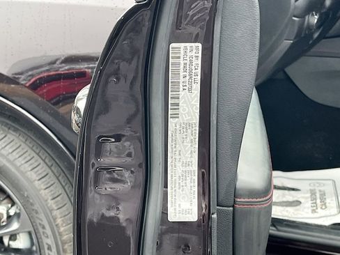 Certified 2024 Dodge Durango GT image 33