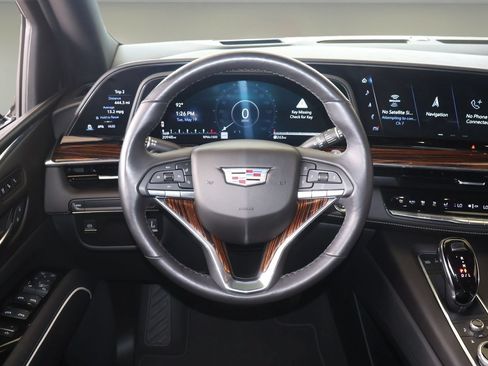 Used 2021 Cadillac Escalade Premium Luxury RWD image 14