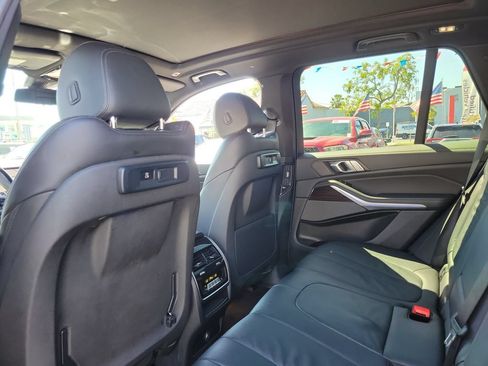 Used 2020 BMW X5 sDrive40i w/ M Sport Package RWD image 19