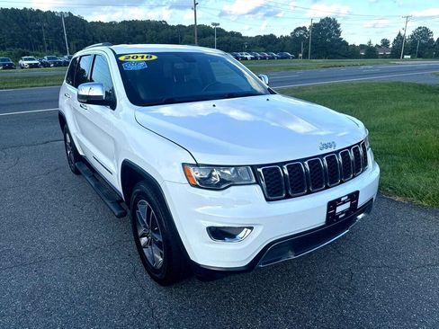 Used 2018 Jeep Grand Cherokee Limited image 5