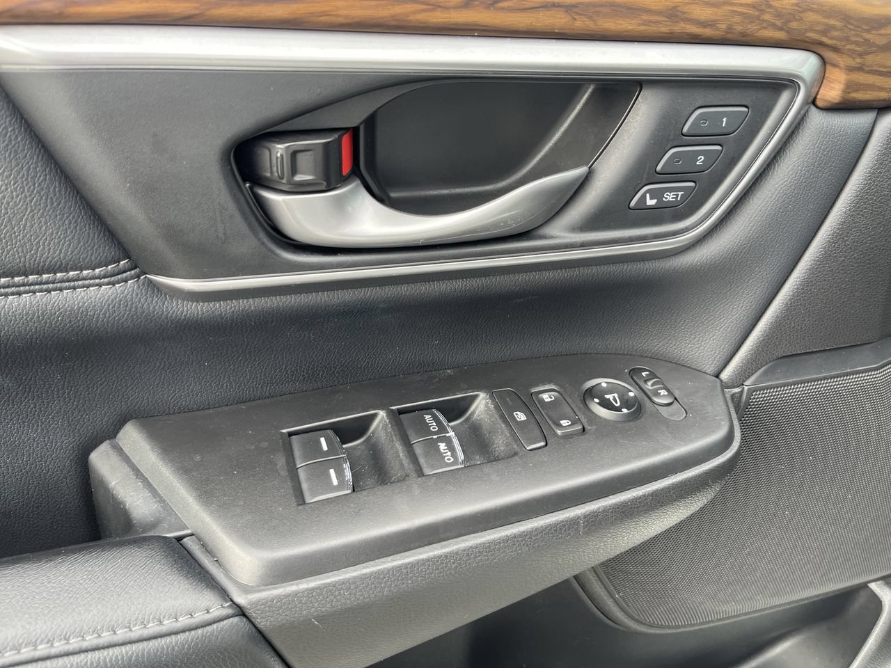 Used 2019 Honda CR-V EX-L image 3