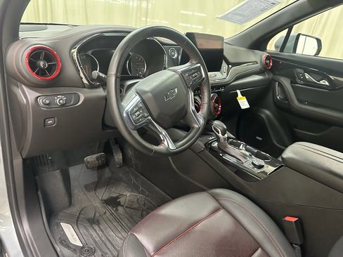 Certified 2025 Chevrolet Blazer RS w/ Enhanced Convenience Package image 31