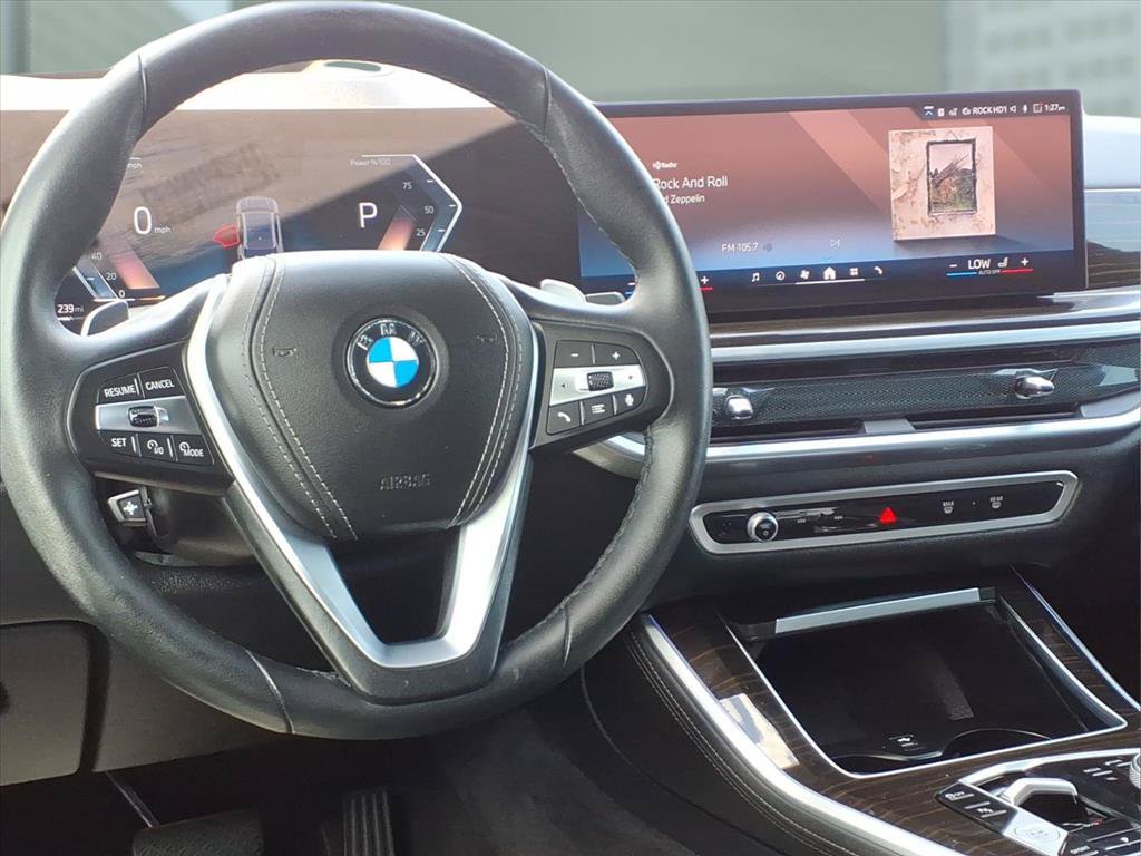 Used 2024 BMW X5 xDrive40i w/ Premium Package AWD/4WD image 4