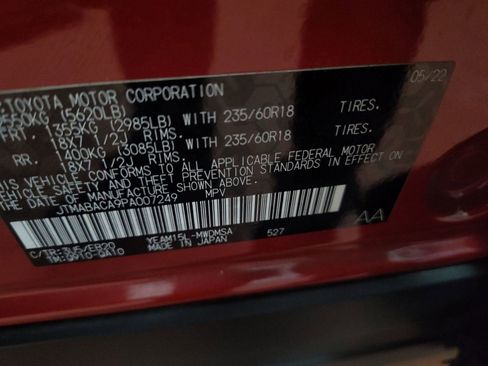 Used 2023 Toyota bZ4X XLE w/ Weather Package image 17