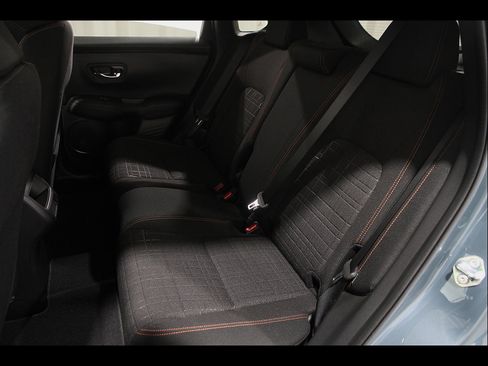 Used 2024 Honda HR-V Sport image 17
