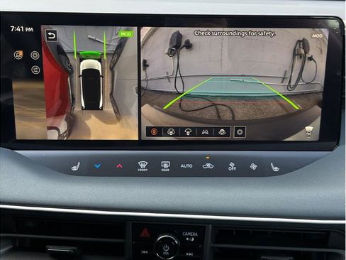 New 2026 Nissan Leaf Platinum+ w/ Cargo Package (Platinum+) image 13