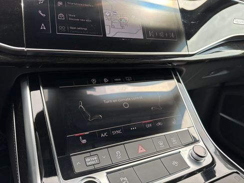 Used 2025 Audi Q7 3.0T Premium Plus AWD/4WD image 29