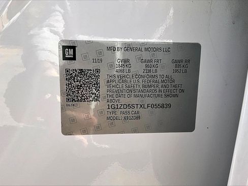 Used 2020 Chevrolet Malibu LT image 35