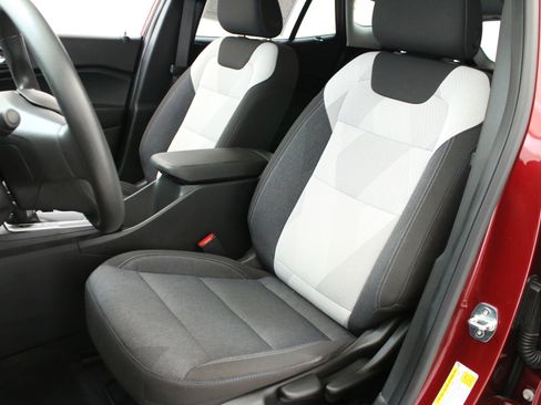 Used 2024 Chevrolet Trax LS FWD image 26
