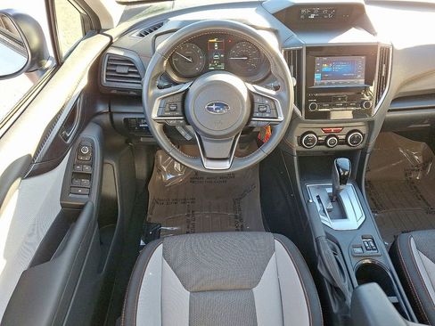 Used 2023 Subaru Crosstrek 2.0i Premium image 11