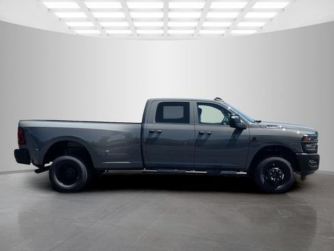 New 2026 RAM 3500 Tradesman AWD/4WD image 8