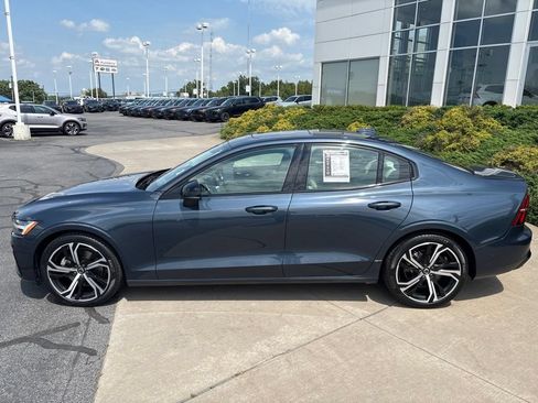 Certified 2023 Volvo S60 B5 Plus w/ Climate Package FWD image 9