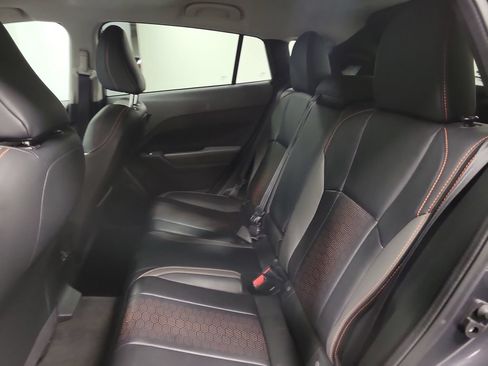 Used 2024 Subaru Crosstrek 2.5i Limited AWD/4WD image 29