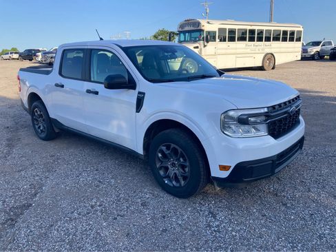 Used 2024 Ford Maverick XLT w/ Equipment Group 300A Standard AWD/4WD image 9