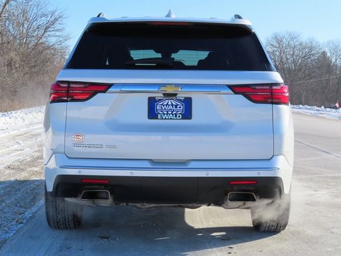 Certified 2022 Chevrolet Traverse High Country w/ LPO, Floor Liner Package image 19