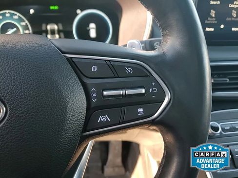 Used 2023 Hyundai Santa Fe Limited image 17