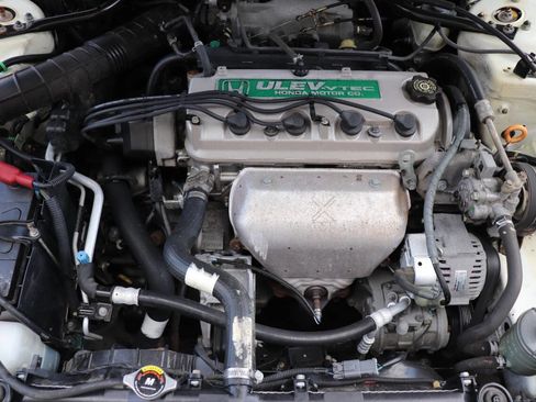 Used 2001 Honda Accord LX image 16