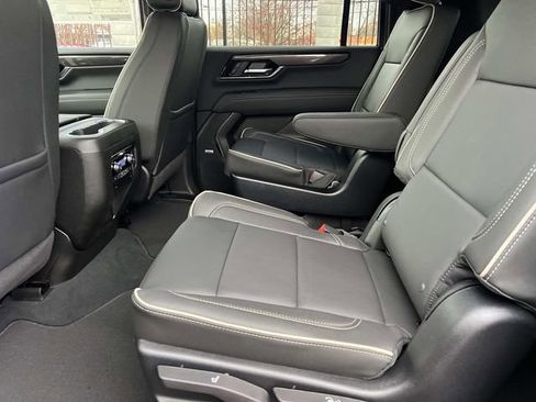 New 2026 GMC Yukon XL Elevation image 11