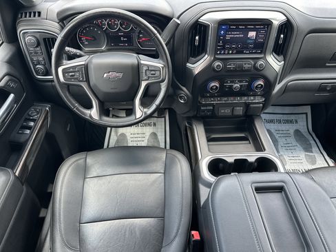 Used 2021 Chevrolet Silverado 1500 LT Trail Boss w/ Convenience Package II AWD/4WD image 22