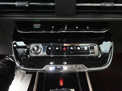 Certified 2023 Lincoln Corsair Reserve AWD/4WD image 12