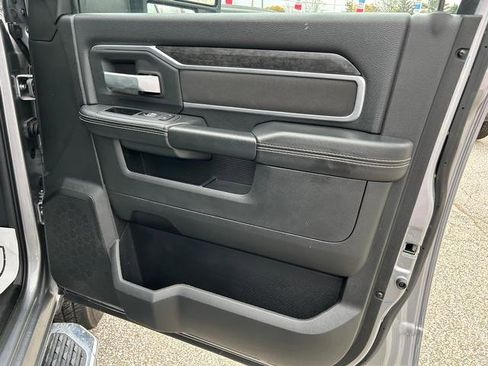 Used 2024 RAM 2500 Big Horn w/ Bed Utility Group image 30