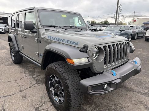 Used 2023 Jeep Wrangler Unlimited Rubicon 4xe w/ Cold Weather Group AWD/4WD image 8