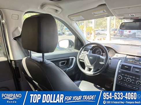 Used 2016 Land Rover Discovery Sport HSE AWD/4WD image 20