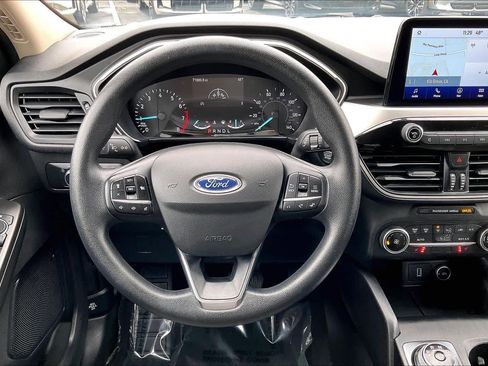 Used 2020 Ford Escape SE image 8