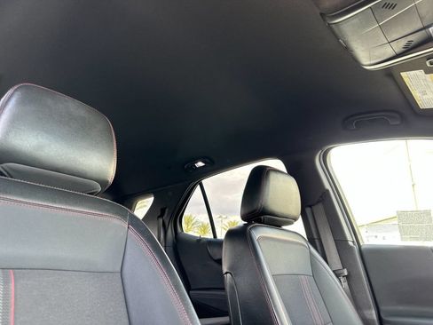 Used 2023 Chevrolet Equinox RS FWD image 16