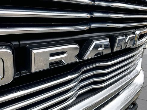 Used 2022 RAM 2500 Laramie AWD/4WD image 28