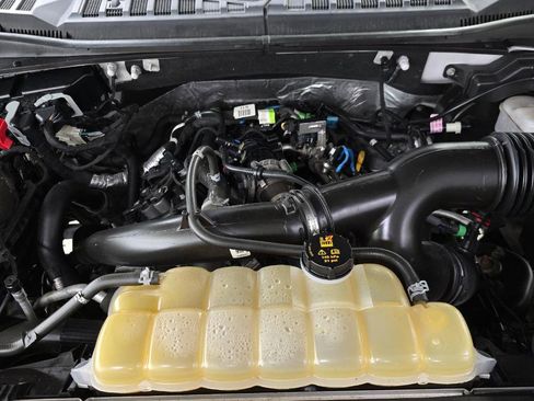 Used 2019 Ford F150 Lariat w/ Equipment Group 502A Luxury image 21