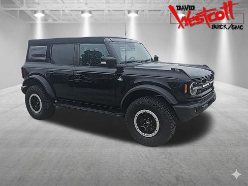 Used 2022 Ford Bronco Outer Banks w/ Sasquatch Package AWD/4WD image 1