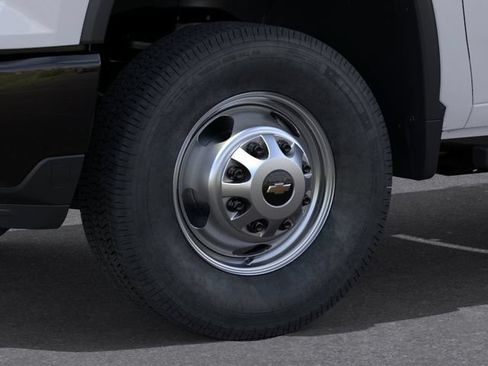 New 2026 Chevrolet Silverado 3500 W/T AWD/4WD image 9