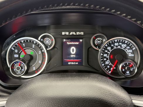 Used 2024 RAM 2500 Big Horn AWD/4WD image 21