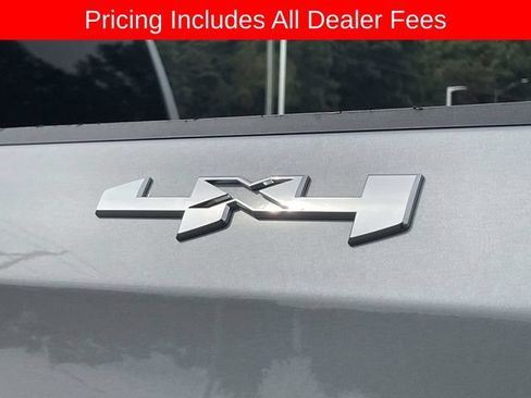 Used 2024 GMC Sierra 1500 Elevation AWD/4WD image 12