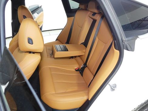 Used 2023 BMW i4 eDrive40 RWD image 21