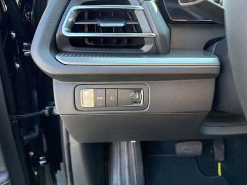 New 2026 Chevrolet Traverse LT w/ Enhanced Driving Package image 22