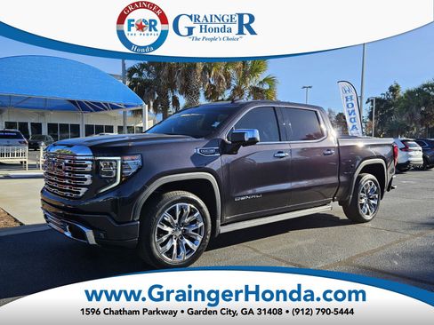 Used 2023 GMC Sierra 1500 Denali w/ Technology Package image 1
