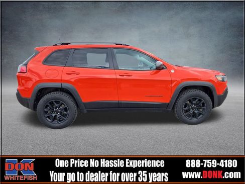 Used 2021 Jeep Cherokee Trailhawk w/ Trailer Tow Group AWD/4WD image 9