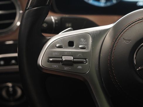 Used 2020 Mercedes-Benz S 560 4MATIC Sedan image 16