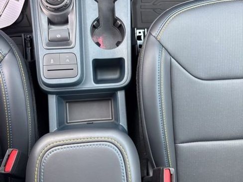 New 2025 Ford Maverick Lobo image 17