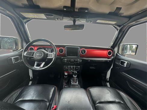 Used 2018 Jeep Wrangler Unlimited Rubicon w/ Dual Top Group AWD/4WD image 24